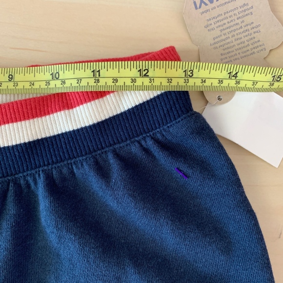 Junk Food Peace Shorts Size Small AA3391 - Picture 6 of 6